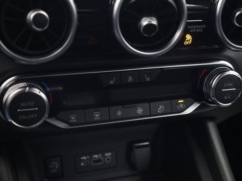 Certified 2025 Nissan Sentra SV w/ All-Weather Package image 18