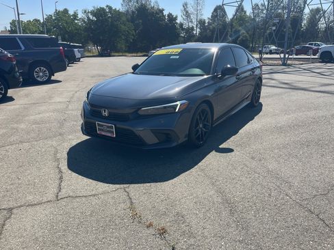 Used 2022 Honda Civic Sport image 1