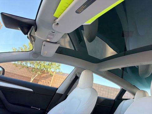 Used 2021 Tesla Model 3 Long Range AWD/4WD image 10
