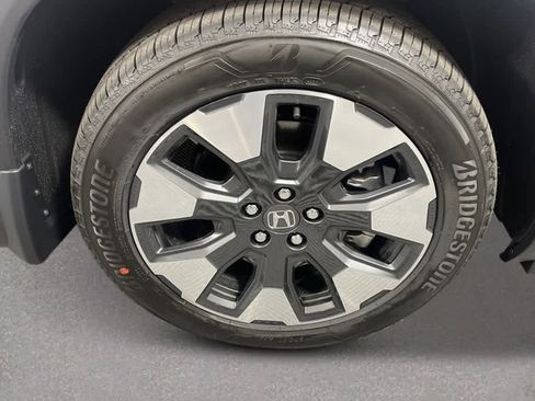 New 2026 Honda Pilot Elite image 9