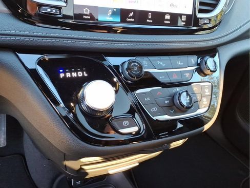 New 2026 Chrysler Pacifica Select w/ S Appearance Package AWD/4WD image 24