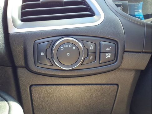 Used 2023 Ford Edge SEL w/ Convenience Package image 28