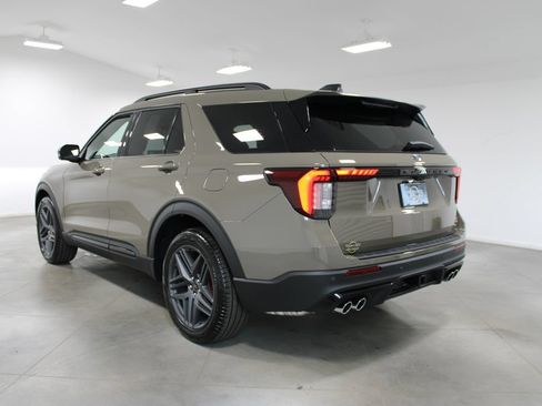 New 2026 Ford Explorer ST w/ Sun And Sound Package AWD/4WD image 6
