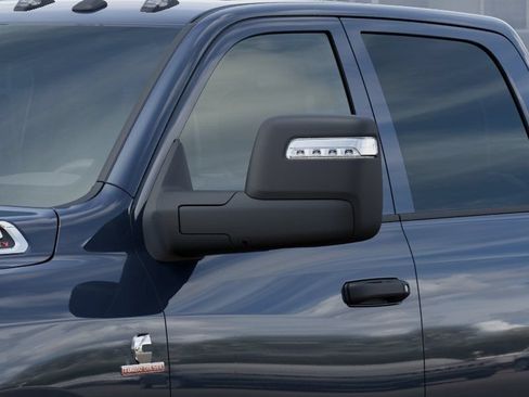 New 2026 RAM 2500 Tradesman AWD/4WD image 16