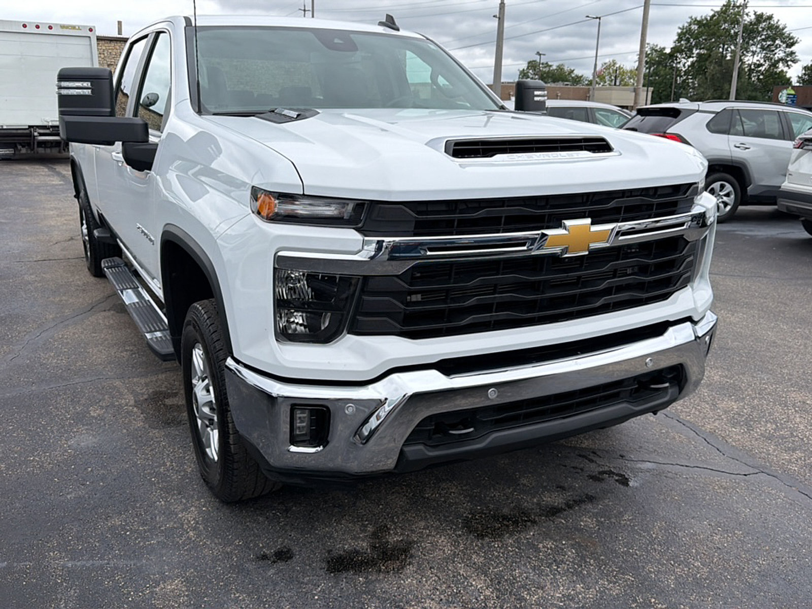 Used 2025 Chevrolet Silverado 2500 LT w/ Safety Package AWD/4WD image 2