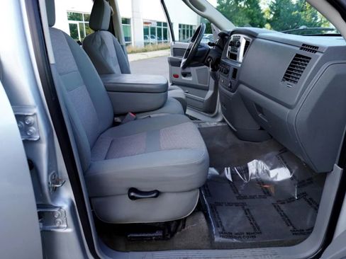 Used 2007 Dodge Ram 2500 Truck SLT image 10