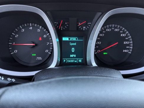 Used 2017 Chevrolet Equinox LS FWD image 11
