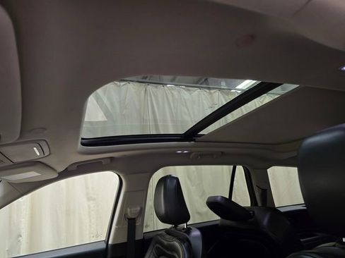 Used 2021 Lincoln Aviator Reserve w/ Equipment Group 201A AWD/4WD image 16