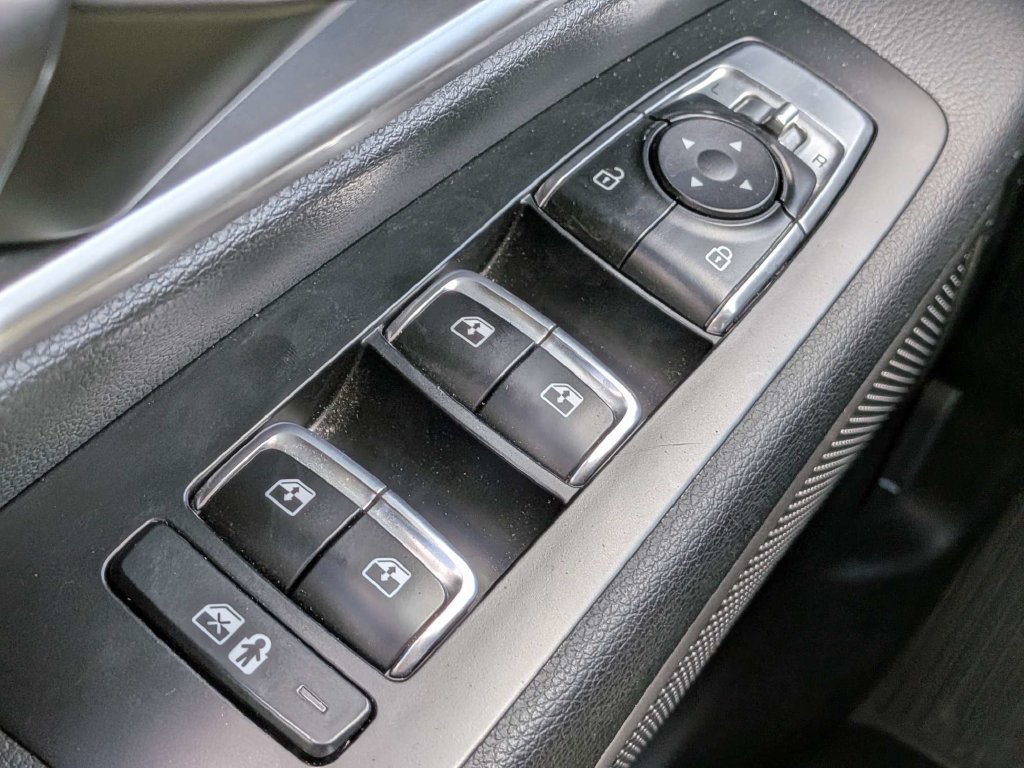 Used 2025 Kia Telluride S AWD/4WD image 24