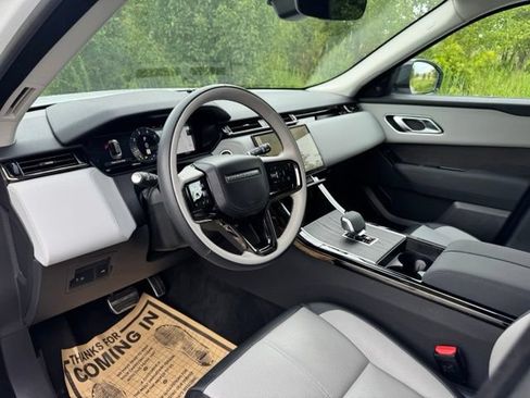 Used 2025 Land Rover Range Rover Velar Dynamic SE AWD/4WD image 9