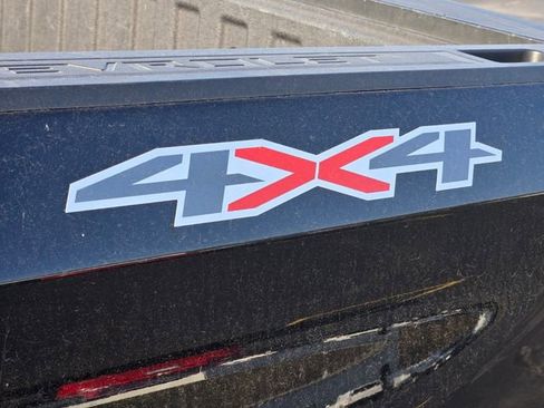 Used 2025 Chevrolet Silverado 1500 LT image 14