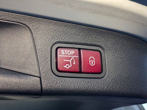 Certified 2022 Mercedes-Benz GLA 35 AMG 4MATIC image 13