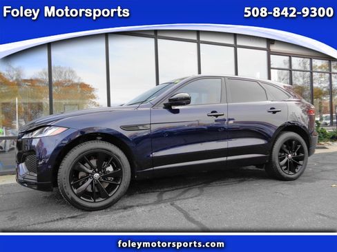 Used 2024 Jaguar F-PACE R-Dynamic S image 1