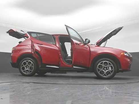 Used 2024 Alfa Romeo Tonale Ti image 51