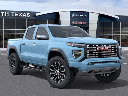 New 2026 GMC Canyon Denali image 7
