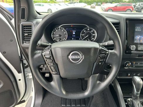 Used 2023 Nissan Frontier SV w/ Midnight Edition Package AWD/4WD image 12