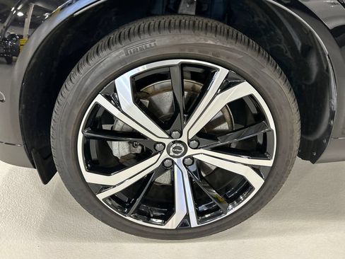 Certified 2023 Volvo XC60 T8 Ultimate w/ Climate Package AWD/4WD image 8