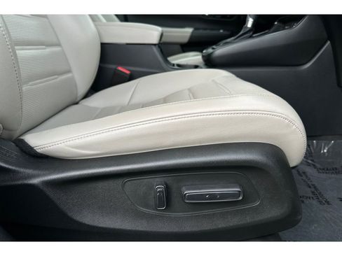 Used 2024 Honda CR-V EX-L image 23