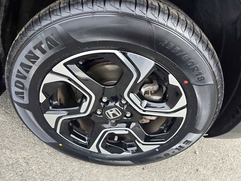 Used 2017 Honda CR-V Touring image 9