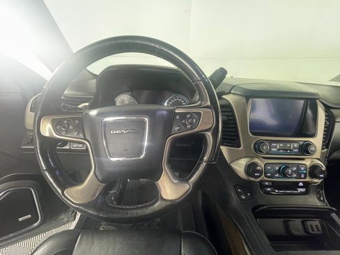 Used 2018 GMC Yukon XL Denali w/ Denali Ultimate Package image 15