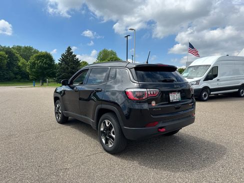 Used 2018 Jeep Compass Trailhawk w/ Leather Interior Group AWD/4WD image 5