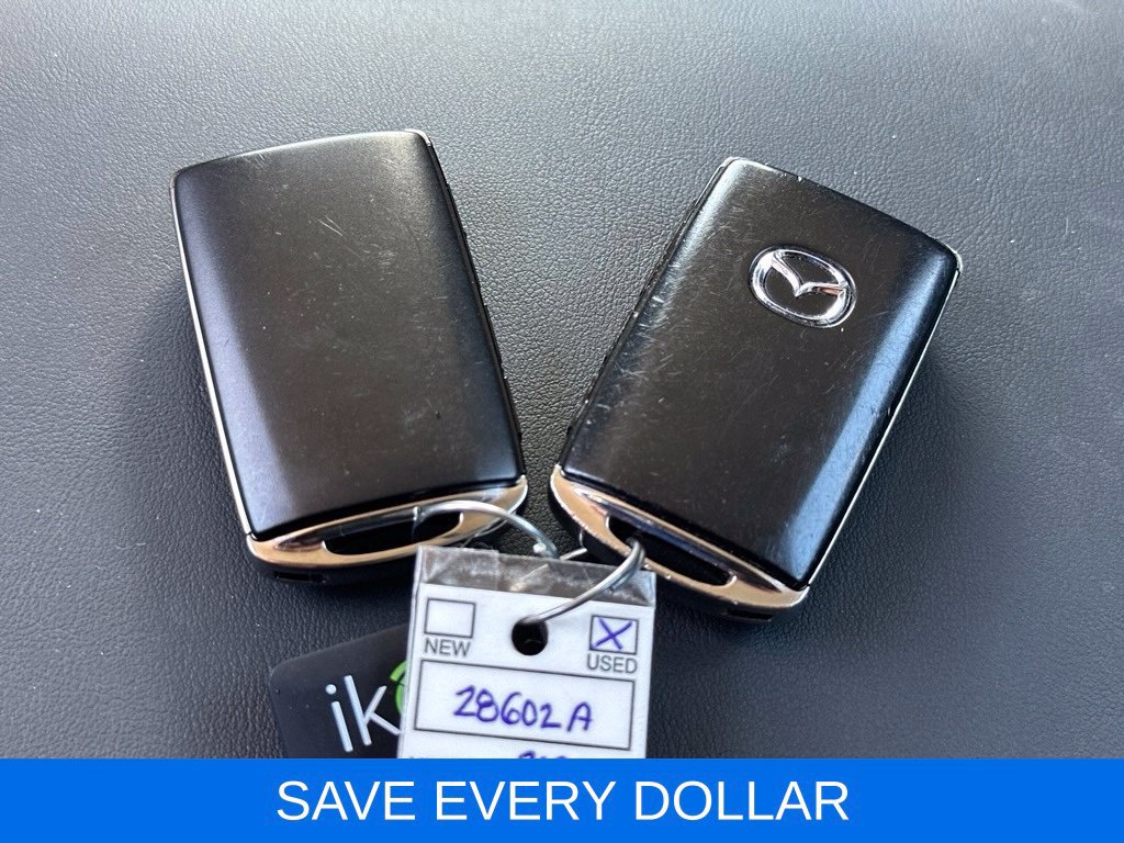 Used 2023 MAZDA MAZDA3 s FWD image 19