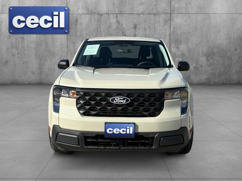 Used 2025 Ford Maverick XL FWD image 2