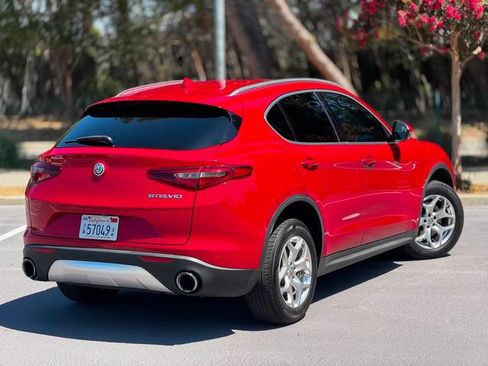 Used 2019 Alfa Romeo Stelvio RWD image 6