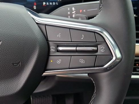 New 2026 Chevrolet Equinox ACTIV w/ Safety and Technology Package AWD/4WD image 9