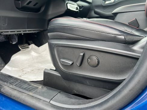 Used 2023 Ford Escape ST-Line w/ Tech Pack #1 AWD/4WD image 11