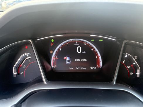 Used 2020 Honda Civic Sport image 16
