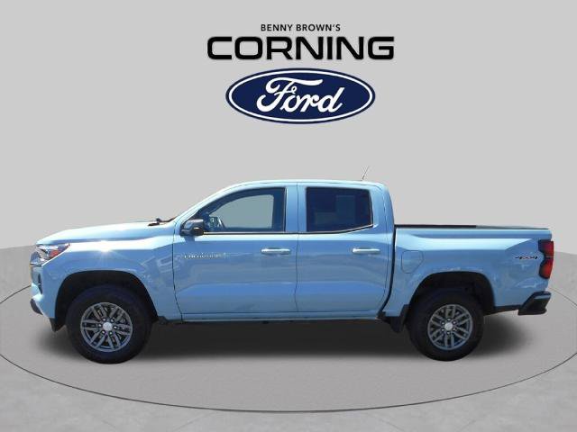 Used 2025 Chevrolet Colorado LT w/ LT Convenience Package AWD/4WD image 4