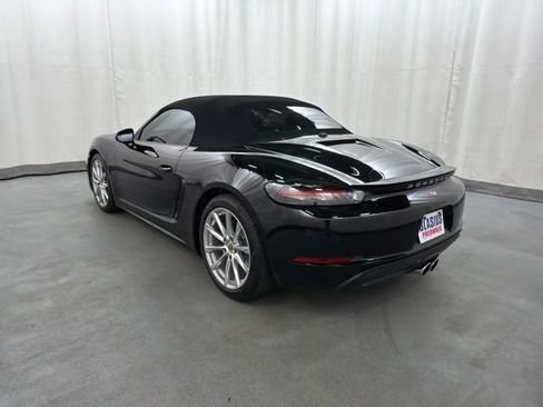 Used 2019 Porsche 718 Boxster RWD image 4