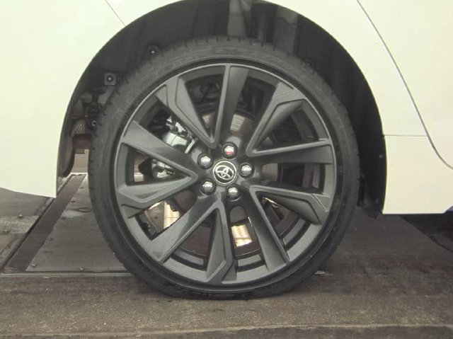 Used 2024 Toyota Corolla SE w/ SE Package FWD image 12