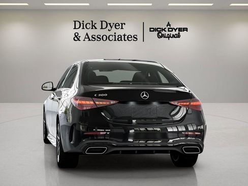 Used 2025 Mercedes-Benz C 300 Sedan image 16