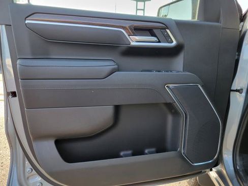 New 2026 Chevrolet Silverado 1500 LT Trail Boss w/ LPO, Dark Essentials Package AWD/4WD image 6