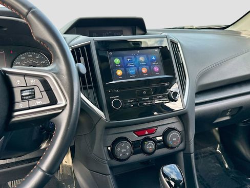 Used 2019 Subaru Crosstrek 2.0i Premium image 14