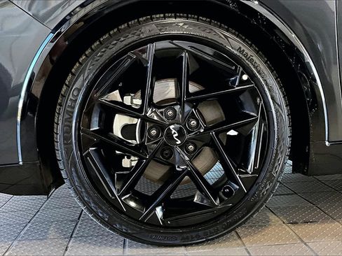 Used 2025 Kia K4 GT-Line Turbo image 33