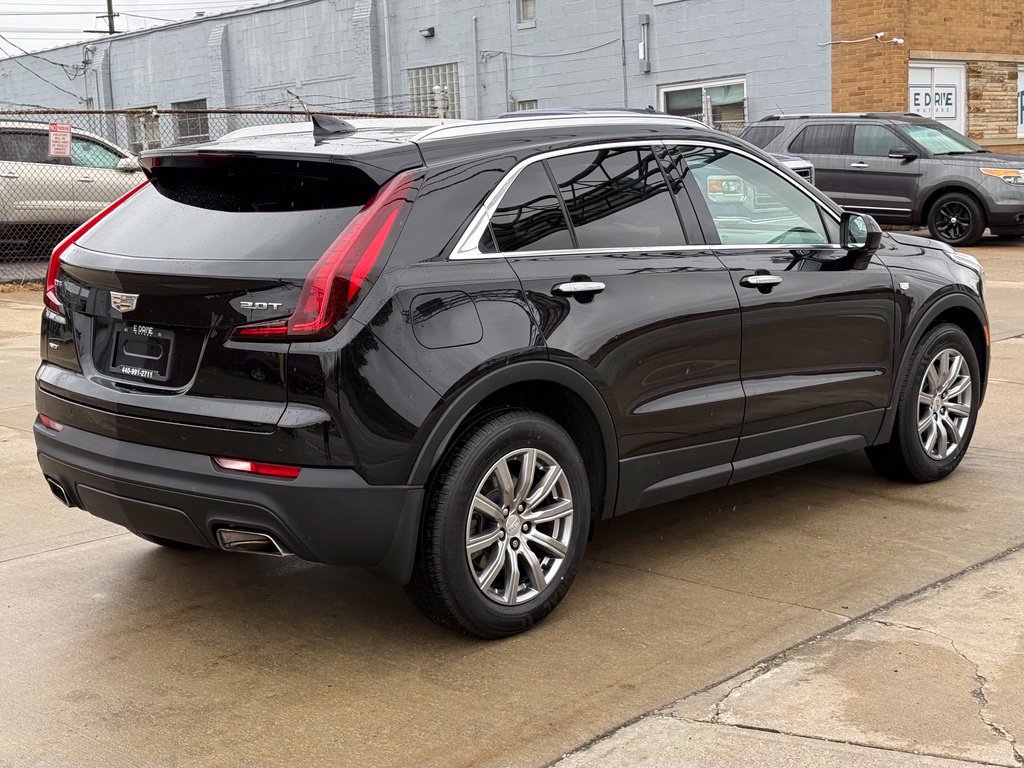 Used 2019 Cadillac XT4 Luxury w/ Cold Weather Package AWD/4WD image 6