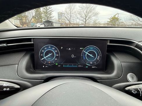 Used 2024 Hyundai Tucson Limited image 19