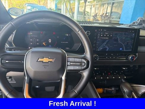 Used 2024 Chevrolet Colorado LT w/ Advanced Trailering Package image 4