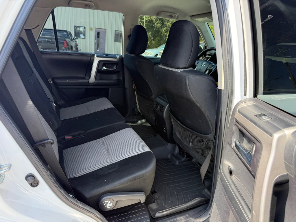 Used 2014 Toyota 4Runner SR5 RWD image 16
