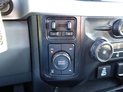 Used 2024 Ford F250 XLT image 39