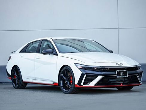 New 2025 Hyundai Elantra N image 1