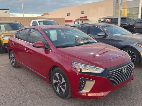 Used 2019 Hyundai Ioniq SEL image 2
