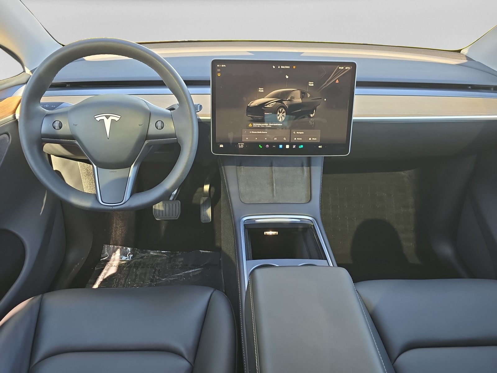 Used 2024 Tesla Model Y Long Range AWD/4WD image 11