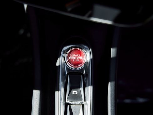 Used 2023 McLaren Artura image 57