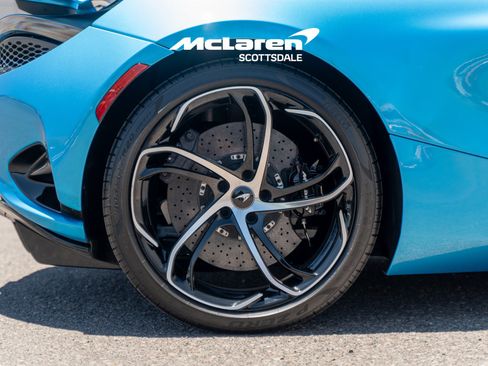 Used 2024 McLaren 750S Spider RWD image 30