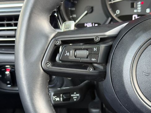 Certified 2023 Porsche Macan AWD/4WD image 27
