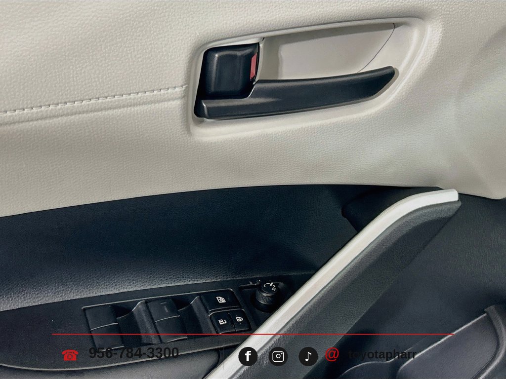 New 2026 Toyota Corolla Cross LE w/ Moonroof Package FWD image 16